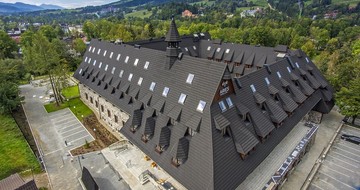 GERARD SHAKE Deep Black Hotel Aries, Zakopane, Poland